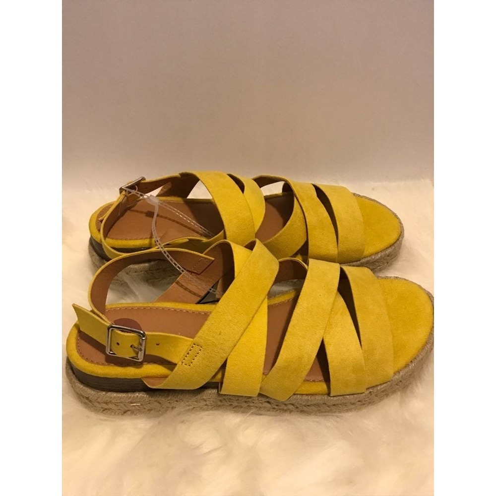 Wild Diva sandals size 8